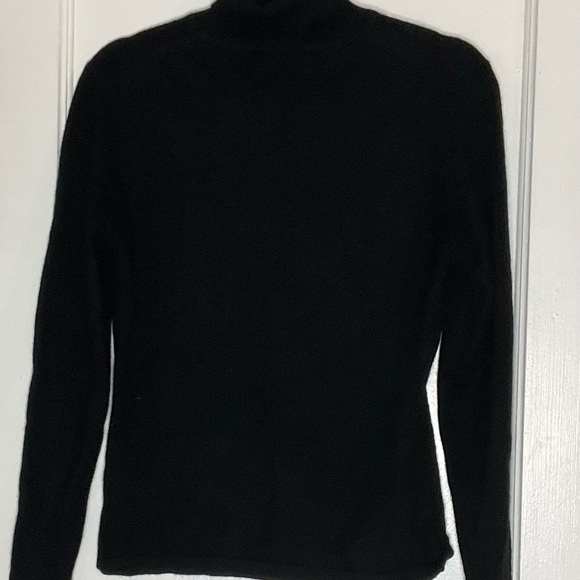 Wendy Bellissimo Sweaters - Cashmere  Black Turtleneck Sweater